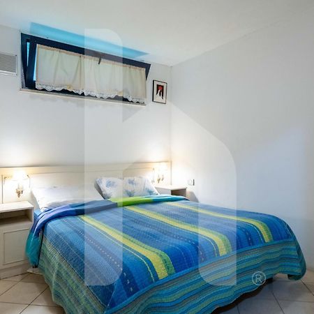 Homiday - Green Bay Village Pineto Bagian luar foto